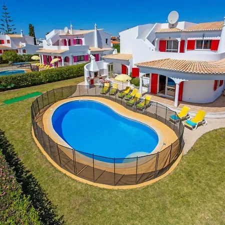 Fragrancia Unico 4 Bedroom Perfect For Families Pool Villa