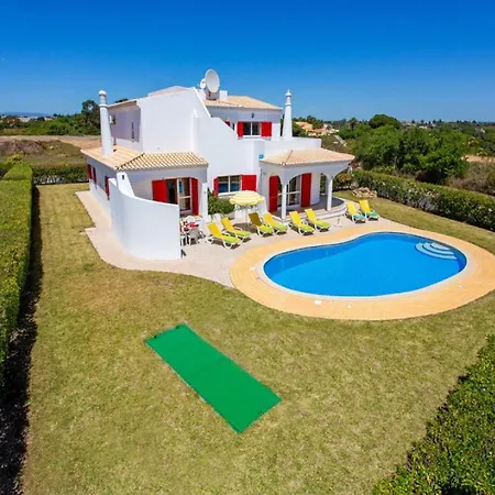 Fragrancia Unico 4 Bedroom Perfect For Families Pool And Table Tennis Table Carvoeiro *